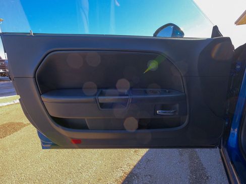 Used 2009 Dodge Challenger R/T image 24