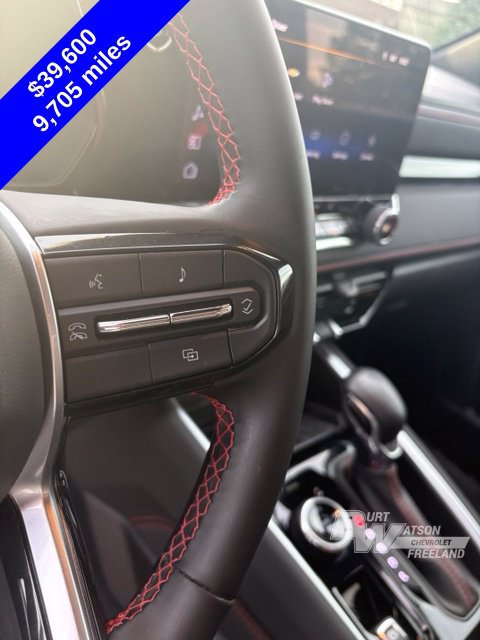 Used 2025 Chevrolet Colorado Z71 AWD/4WD image 19