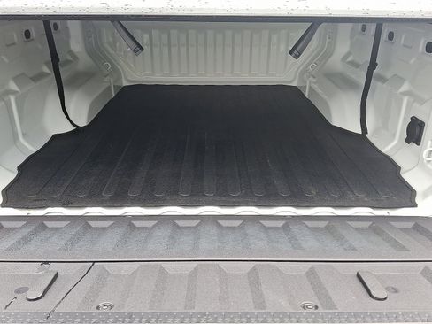 Used 2024 Chevrolet Colorado Z71 w/ Z71 Convenience Package 2 image 29