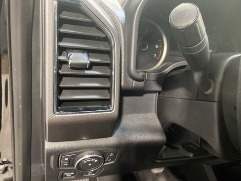 Used 2018 Ford F150 XLT w/ Equipment Group 302A Luxury image 24