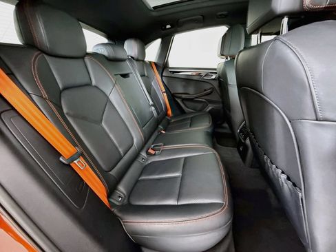Certified 2023 Porsche Macan Turbo AWD/4WD image 28