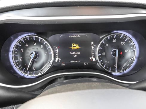 New 2026 Chrysler Pacifica Select image 21