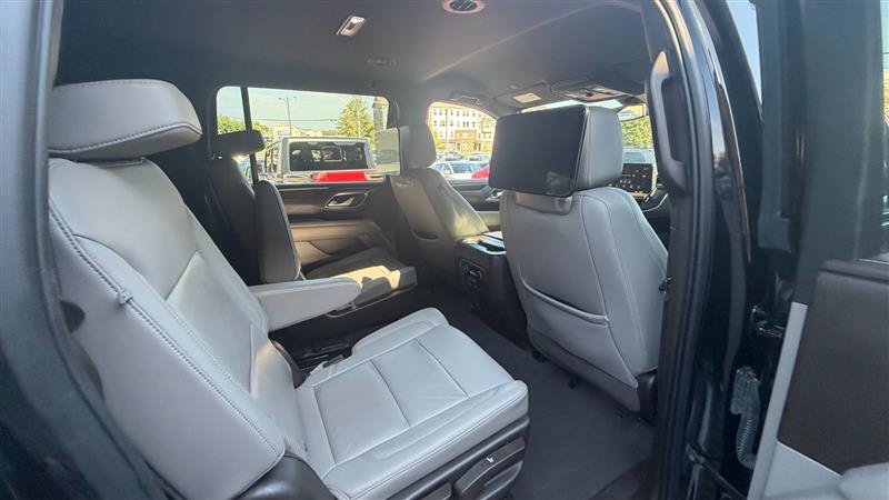 Used 2021 Chevrolet Suburban 4WD Z71 w/ Rear Media and Nav Package image 10