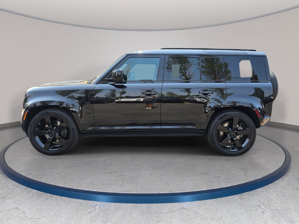 New 2026 Land Rover Defender 110 X-Dynamic SE AWD/4WD image 7