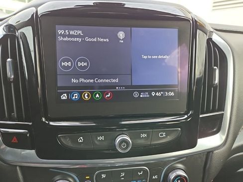 Used 2020 Chevrolet Traverse RS w/ LPO, Floor Liner Package image 47