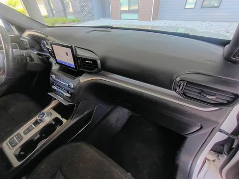 Used 2020 Ford Explorer XLT RWD image 46