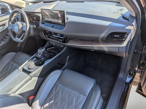 Certified 2024 Nissan Rogue Platinum w/ Platinum Premium Package image 33