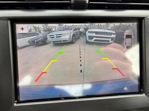 Used 2019 Ford Fusion SE FWD image 19