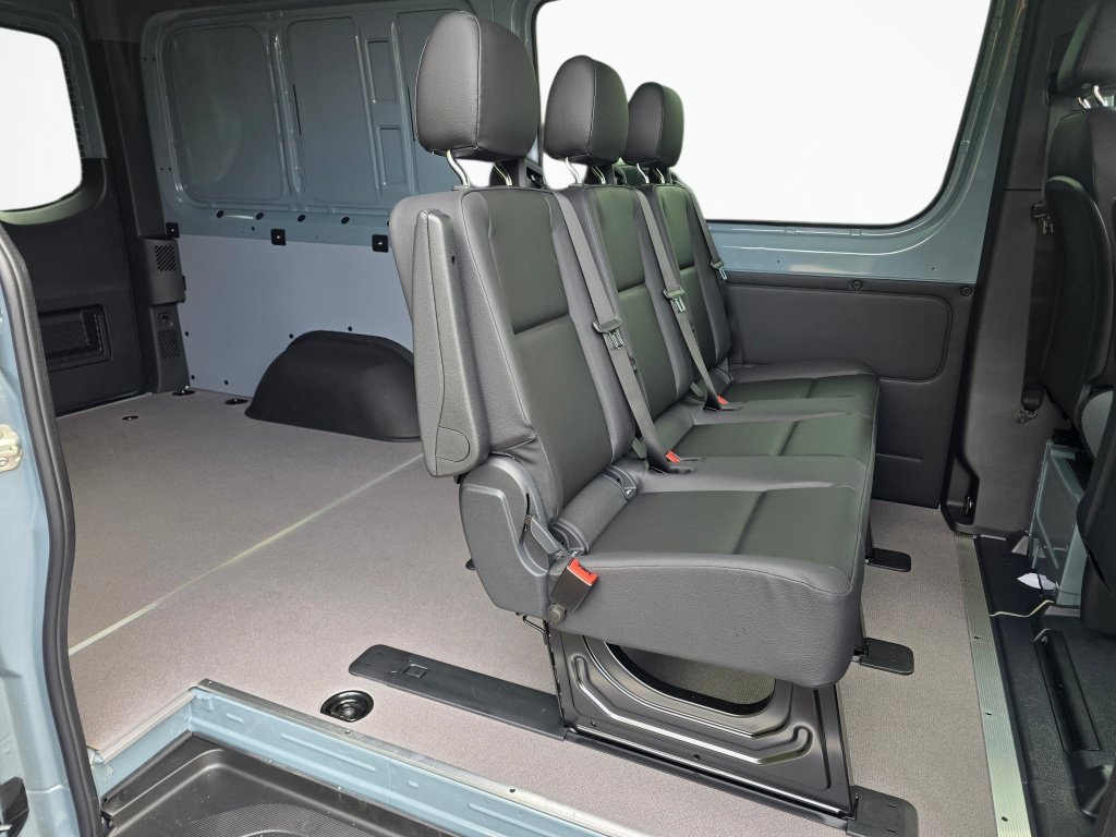 New 2026 Mercedes-Benz Sprinter 2500 image 23