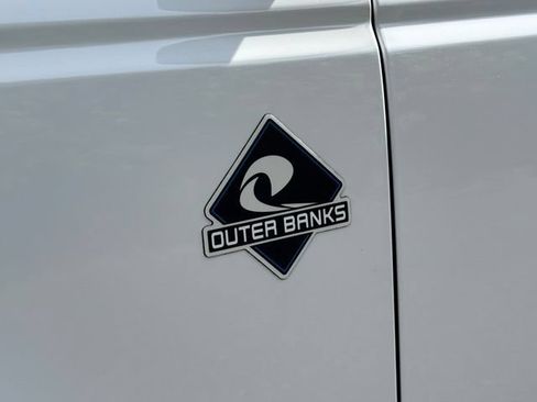 Used 2022 Ford Bronco Outer Banks AWD/4WD image 13