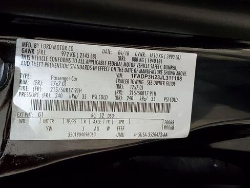 Used 2018 Ford Focus SEL FWD image 40