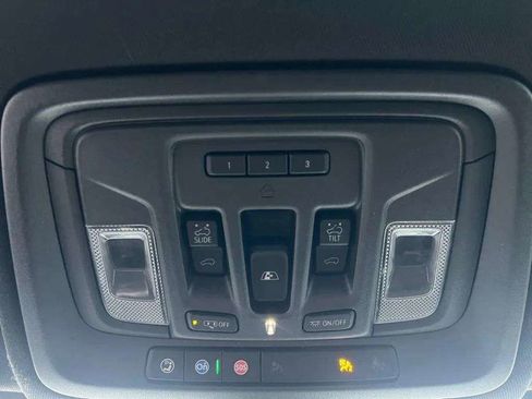 Used 2022 GMC Sierra 2500 AT4 AWD/4WD image 31
