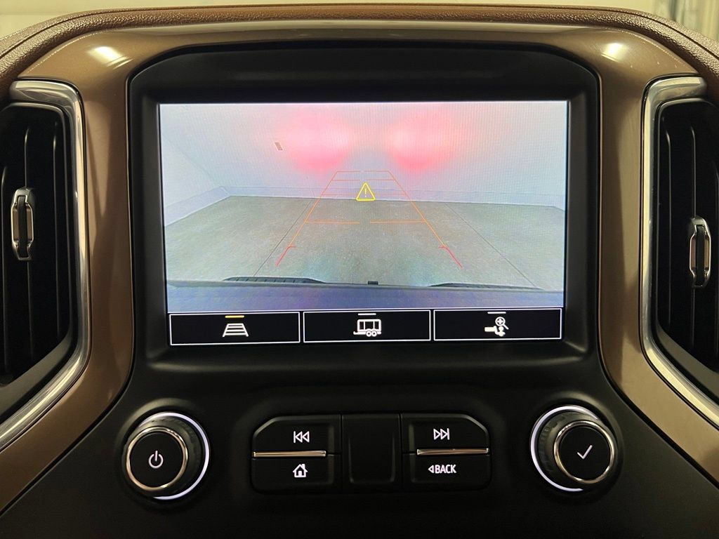 Used 2021 Chevrolet Silverado 1500 High Country w/ Safety Package II AWD/4WD image 25