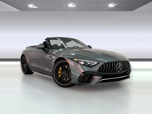 Certified 2022 Mercedes-Benz SL 63 AMG 4MATIC w/ Driver Assistance Package image 6