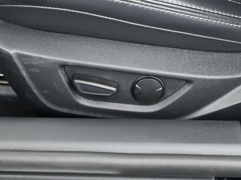 Used 2025 Ford Mustang Premium image 12