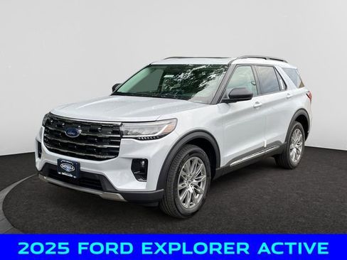 New 2025 Ford Explorer Active w/ Active Comfort Package image 1