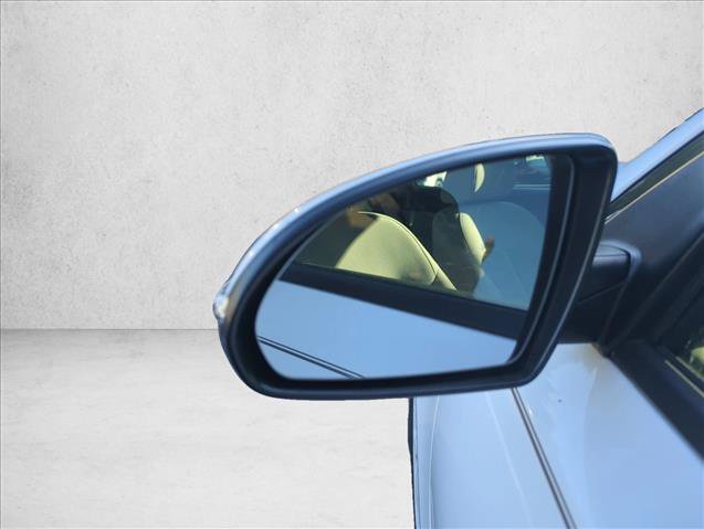 Used 2017 Kia Optima LX FWD image 14