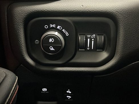 Used 2025 RAM 1500 Rebel w/ Rebel Level 1 Equipment Group AWD/4WD image 34