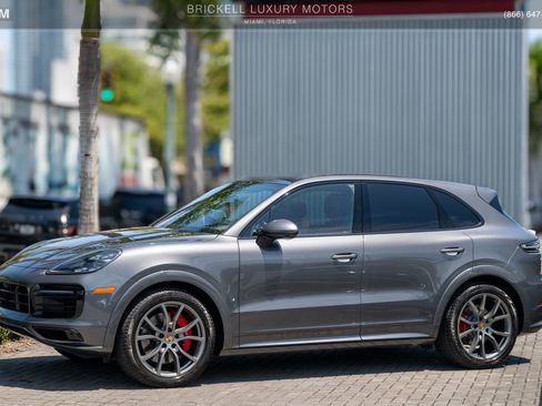 Used 2023 Porsche Cayenne GTS w/ Premium Package Plus image 10