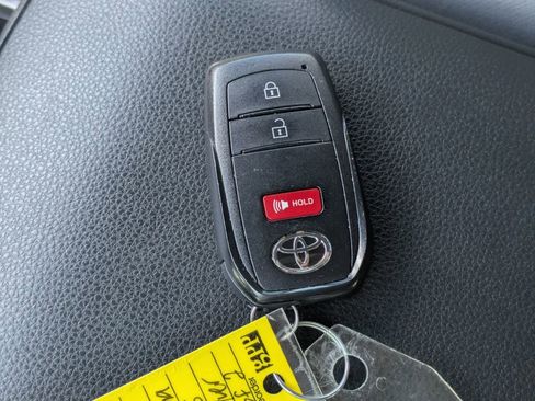 Certified 2025 Toyota Tacoma SR5 image 27