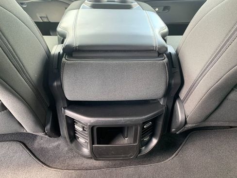 Used 2025 RAM 1500 Big Horn AWD/4WD image 15