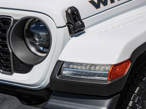 New 2026 Jeep Wrangler Unlimited Sport AWD/4WD image 4