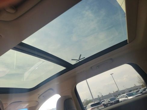 Used 2024 Lincoln Nautilus Reserve w/ Equipment Group 202A AWD/4WD image 7