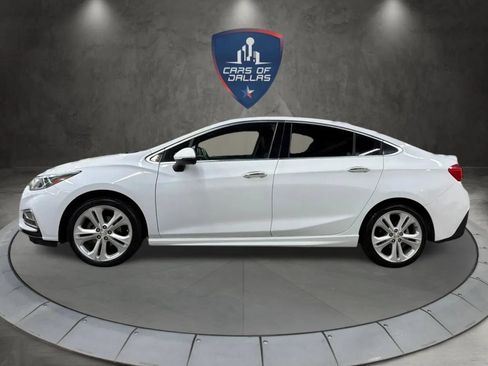 Used 2016 Chevrolet Cruze Premier FWD image 2