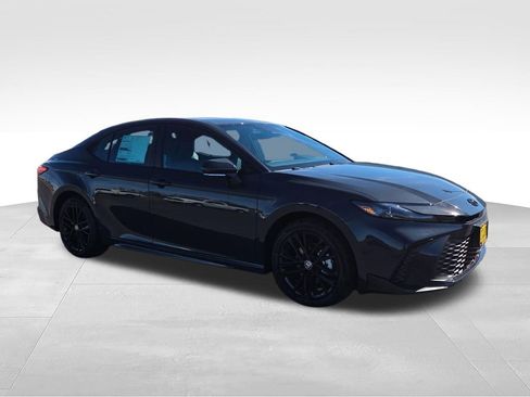 New 2026 Toyota Camry SE w/ Convenience Package image 8