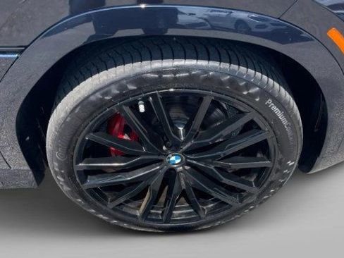 Used 2022 BMW X6 xDrive40i w/ Executive Package AWD/4WD image 6