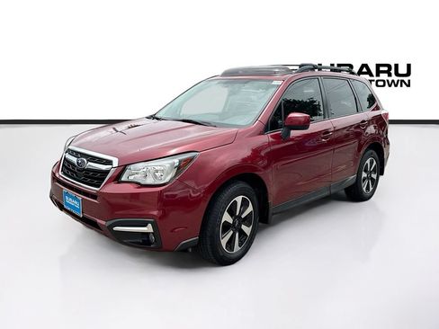 Used 2018 Subaru Forester 2.5i Premium AWD/4WD image 3