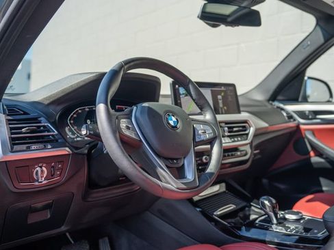 Used 2024 BMW X3 xDrive30i w/ Premium Package AWD/4WD image 4