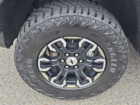 Certified 2024 Chevrolet Silverado 1500 ZR2 w/ Technology Package AWD/4WD image 7