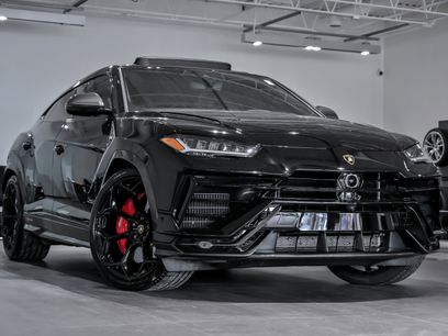 Used 2023 Lamborghini Urus Performante