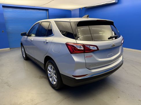 Used 2019 Chevrolet Equinox LT FWD image 5