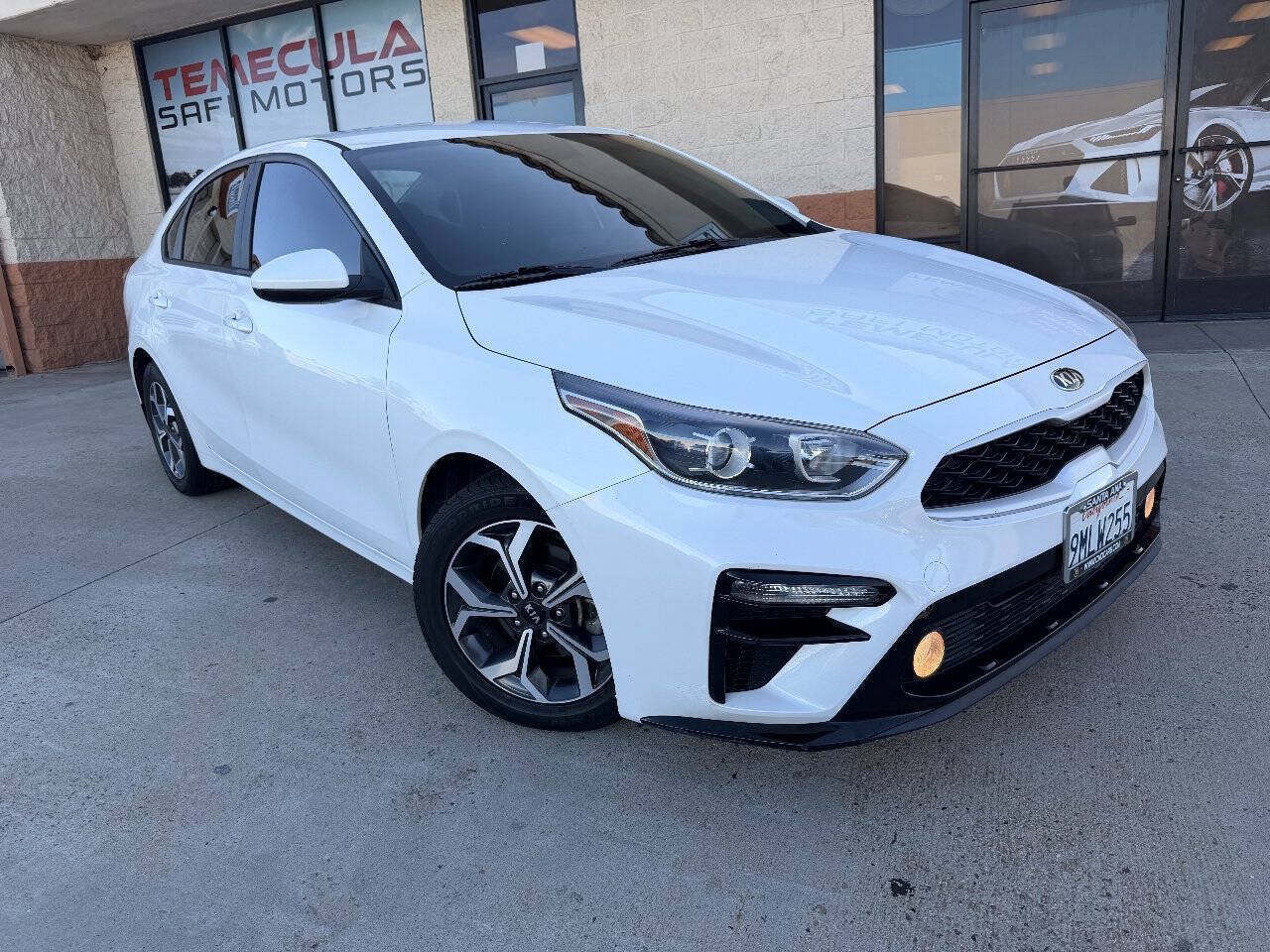 Used 2021 Kia Forte LXS FWD image 5