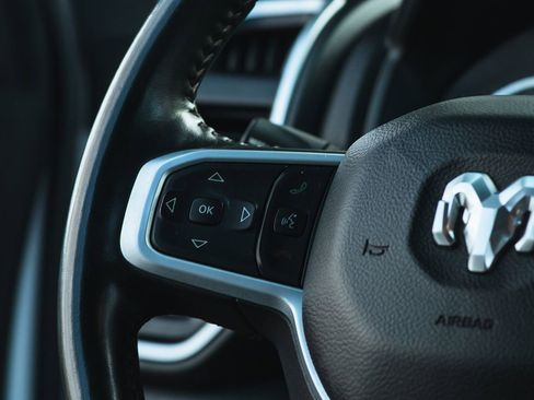 Used 2023 RAM 1500 Big Horn image 30