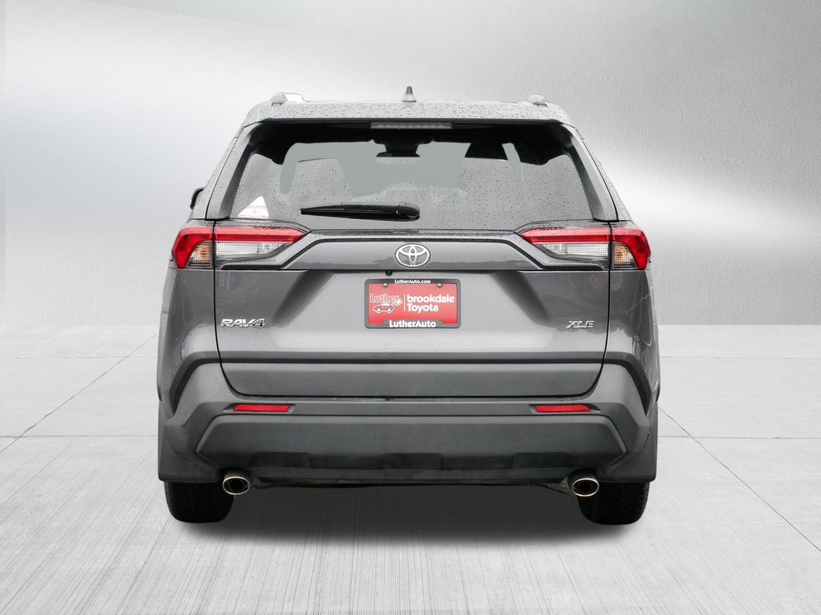 Certified 2024 Toyota RAV4 XLE w/ Convenience Package FWD image 6