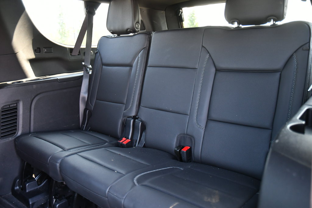 Used 2024 GMC Yukon XL Denali AWD/4WD image 30