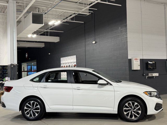 Used 2023 Volkswagen Jetta S FWD image 6