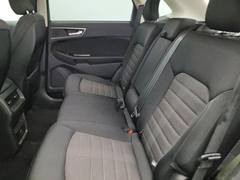 Used 2018 Ford Edge SEL AWD/4WD image 18