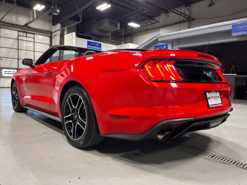 Used 2018 Ford Mustang Premium RWD image 14