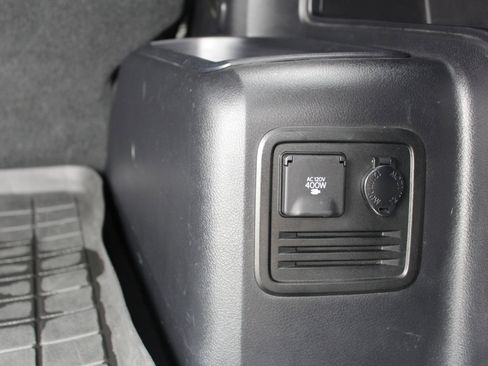 Used 2015 Toyota 4Runner SR5 image 36