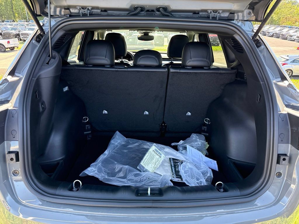New 2026 Jeep Compass Limited AWD/4WD image 22