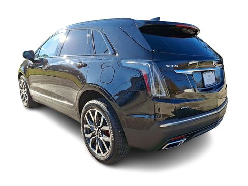 Certified 2023 Cadillac XT5 Sportv w/ Technology Package image 3