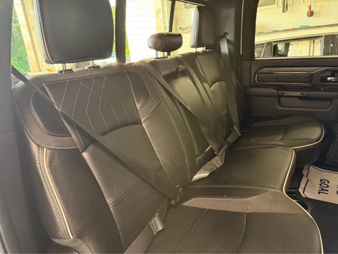Used 2025 RAM 3500 Limited AWD/4WD image 29