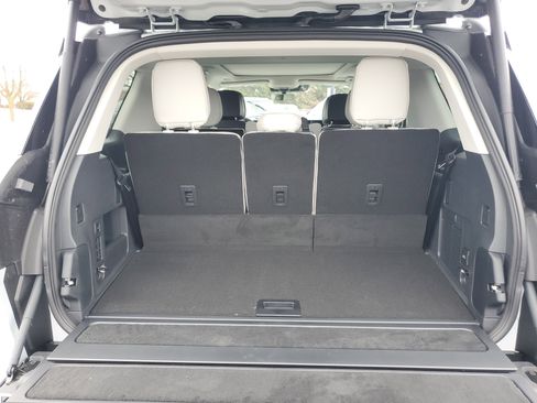 New 2026 Lincoln Navigator Reserve image 32