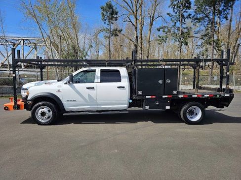 Used 2022 RAM 5500 Tradesman w/ Max Tow Package image 2
