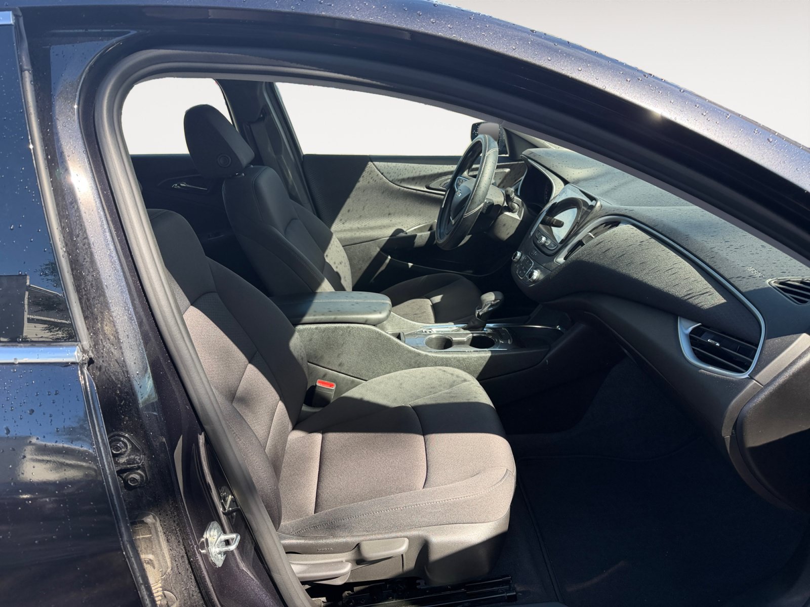 Used 2023 Chevrolet Malibu LT FWD image 15
