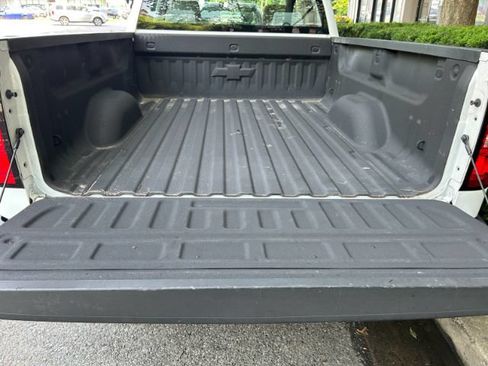 Used 2018 Chevrolet Silverado 1500 W/T w/ WT Fleet Convenience Package AWD/4WD image 27